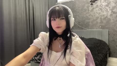 EmilySuonn online show from March 2026 07:36:02 PM