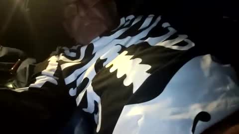 Snapshot of suzuki1250 chatting on December 2024 07:57:01 AM suzuki1250 online show from December 2024 07:57:01 AM