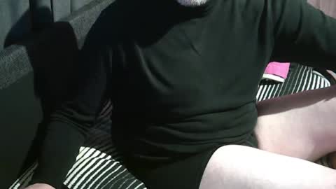 Snapshot of swartarn chatting on September 2025 02:51:01 PM ArnSwart online show from September 2025 02:51:01 PM