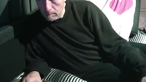 Snapshot of swartarn chatting on September 2025 07:06:02 PM ArnSwart online show from September 2025 07:06:02 PM