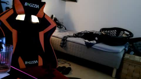 Snapshot of swe9090 chatting on January 2025 09:47:01 AM swe9090 online show from January 2025 09:47:01 AM