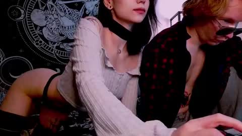 Snapshot of sweathome chatting on December 2025 01:42:01 PM sweaties3 online show from December 2025 01:42:01 PM