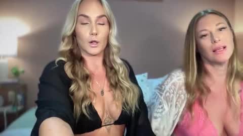 Snapshot of swedish_candii chatting on February 2026 02:08:02 AM Swedish Candii online show from February 2026 02:08:02 AM