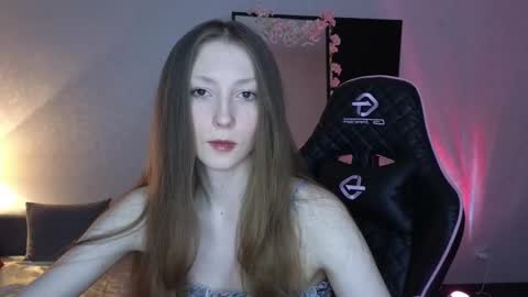 Snapshot of sweeet_lilit chatting on February 2025 05:25:01 AM SwitLilit online show from February 2025 05:25:01 AM