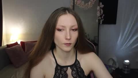 Snapshot of sweeet_lilit chatting on September 2025 09:38:01 PM SwitLilit online show from September 2025 09:38:01 PM