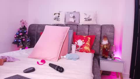 Snapshot of sweegirl_ chatting on December 2025 11:51:01 AM Debora online show from December 2025 11:51:01 AM