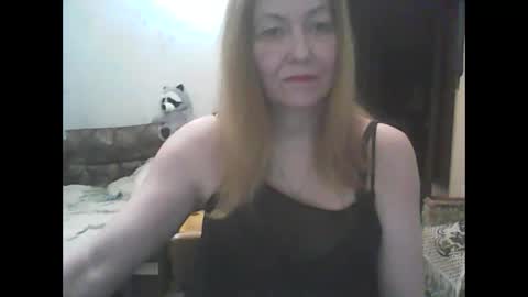 Snapshot of sweet4blonde67 chatting on November 2025 08:15:02 AM sweet4blonde67 online show from November 2025 08:15:02 AM