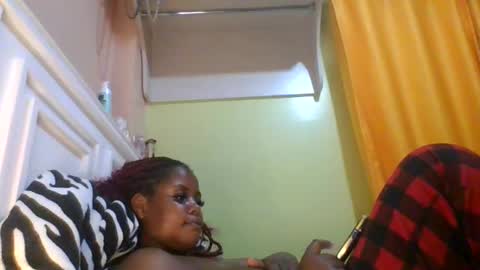 sweet52537 online show from February 2026 06:14:01 PM