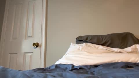 Zeppelin man online show from March 2026 08:41:02 PM