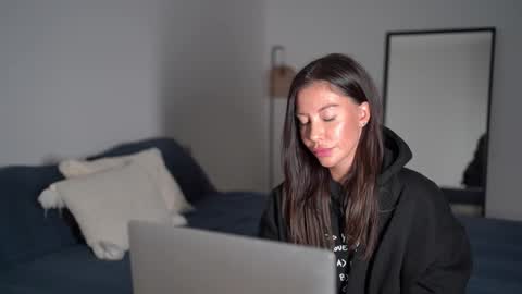 Dorothea online show from October 2025 09:42:01 PM