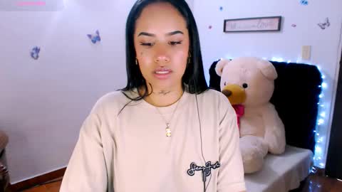 Stephanie online show from December 2025 01:50:02 PM