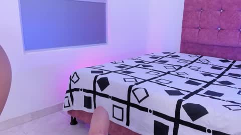 sweet_ashley__ online show from April 2026 12:05:02 PM