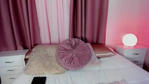 Aura  online show from April 2026 08:25:02 PM