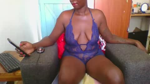 bella online show from February 2025 02:14:02 PM