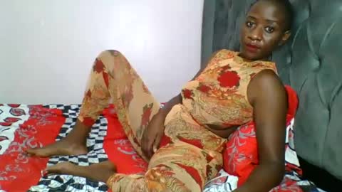 Snapshot of sweet_blackberry93 chatting on June 2026 05:20:02 AM bella online show from June 2026 05:20:02 AM