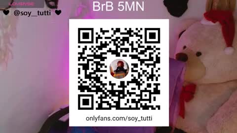 Snapshot of sweet_bluee chatting on January 2025 01:59:02 AM Tutti online show from January 2025 01:59:02 AM