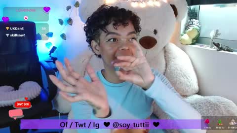 Snapshot of sweet_bluee chatting on February 2025 03:16:01 PM Tutti online show from February 2025 03:16:01 PM