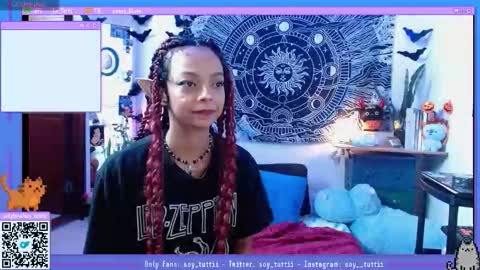 Snapshot of sweet_bluee chatting on October 2025 03:44:02 PM Tutti online show from October 2025 03:44:02 PM
