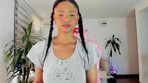 sweet_brunette88 online show from December 2025 08:14:02 PM