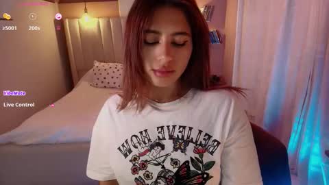 Snapshot of sweet_cami1 chatting on November 2025 04:22:02 AM Camila online show from November 2025 04:22:02 AM