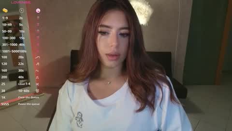 Camila online show from February 2026 10:17:02 PM