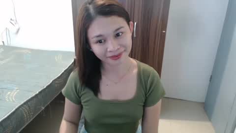 sweet_cassyxx online show from April 2026 12:00:02 PM