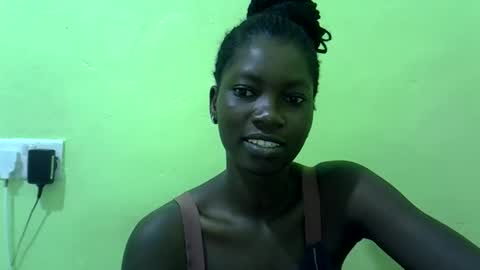 Snapshot of sweet_cherie1 chatting on February 2026 04:19:02 AM sweet_cherie1 online show from February 2026 04:19:02 AM