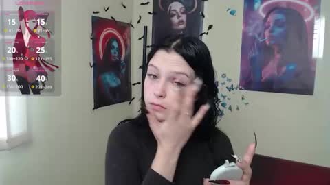 Snapshot of sweet_cherryg chatting on September 2025 10:06:02 AM Ivy online show from September 2025 10:06:02 AM