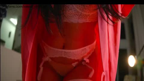 Snapshot of sweet_chilli_ chatting on October 2025 10:39:02 PM Bruna - Live on December - My wishlist online show from October 2025 10:39:02 PM