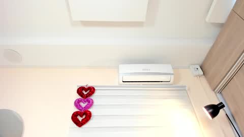 Snapshot of sweet_couples1 chatting on December 2024 12:24:01 AM sweet_couples1 online show from December 2024 12:24:01 AM