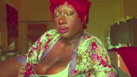 Snapshot of sweet_dhalia chatting on September 2025 06:35:01 PM SweetDahlia online show from September 2025 06:35:01 PM