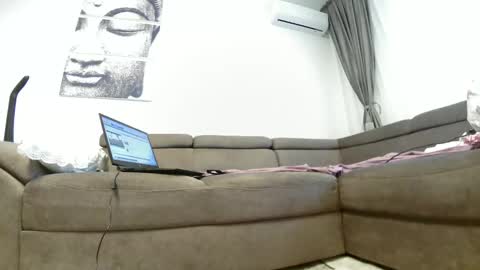           online show from March 2025 10:13:02 AM