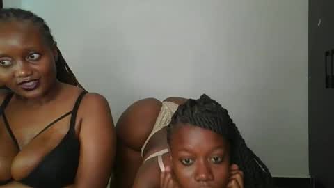 sweet_ella6 online show from April 2026 01:41:01 PM