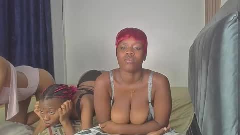 sweet_ella6 online show from April 2026 11:19:02 PM