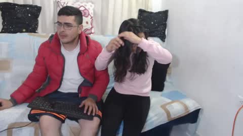 Snapshot of sweet_fantasy_couple chatting on December 2024 01:04:02 AM sweet_fantasy_couple online show from December 2024 01:04:02 AM