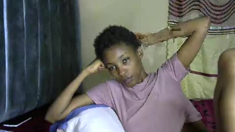 Snapshot of sweet_freaky chatting on April 2026 07:07:02 PM sweet_freaky online show from April 2026 07:07:02 PM