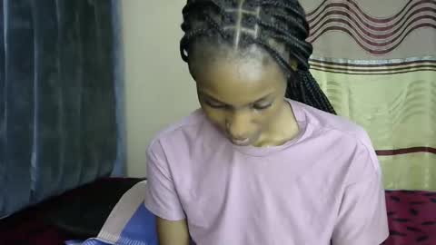Snapshot of sweet_freaky chatting on May 2026 06:47:02 PM sweet_freaky online show from May 2026 06:47:02 PM