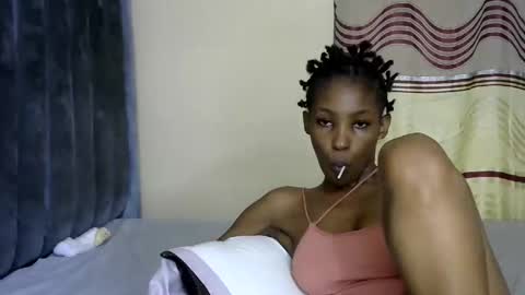 Snapshot of sweet_freaky chatting on May 2026 04:09:02 AM sweet_freaky online show from May 2026 04:09:02 AM