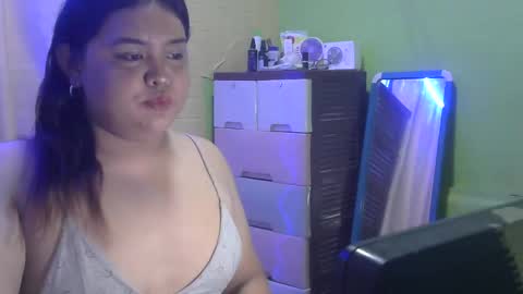 Snapshot of sweet_frex123 chatting on February 2025 09:08:01 AM sweet_frex123 online show from February 2025 09:08:01 AM