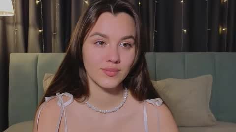 Im Mia.LOVELY PATTERNS 100  120  160  200 my toy buzzes from 2 tip online show from April 2026 05:47:02 PM