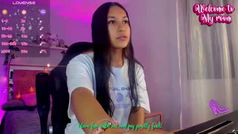 Snapshot of sweet_isiis chatting on December 2024 10:09:02 PM Isiis online show from December 2024 10:09:02 PM