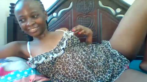 sweet_jovial online show from November 2025 08:03:02 AM