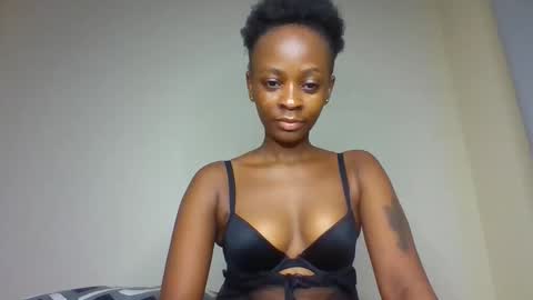 sweet_jovial online show from May 2026 06:16:02 PM
