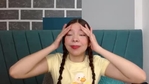 sweet_kitty_05 online show from April 2026 12:35:01 AM