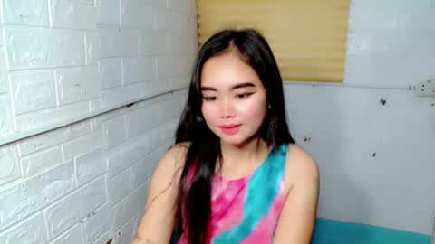 LAIKA online show from November 2025 04:31:02 PM