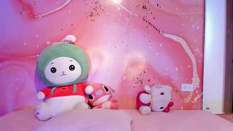 Snapshot of sweet_lemariee_ chatting on October 2025 12:17:02 PM Lemarie online show from October 2025 12:17:02 PM