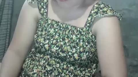 sweet_lily0613 online show from February 2025 12:08:02 AM