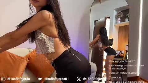 Snapshot of sweet_littleee chatting on May 2026 06:25:01 PM free private online show from May 2026 06:25:01 PM