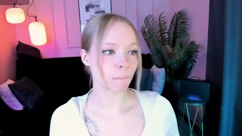 Lucy online show from April 2026 06:38:02 AM