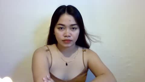 Snapshot of sweet_mae28xx chatting on April 2026 06:41:02 AM sweet_mae28xx online show from April 2026 06:41:02 AM